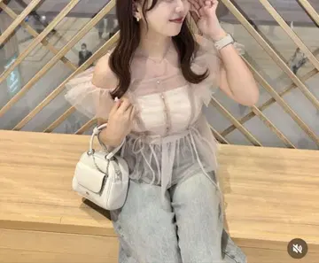 chico 프릴 디자인 튤 블라우스 핑크