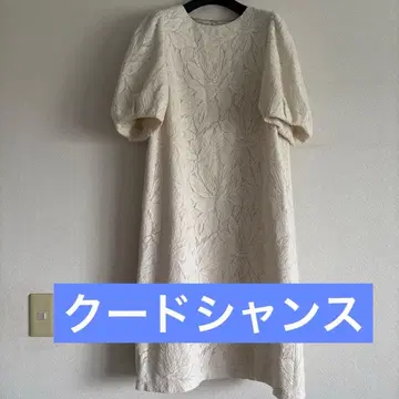 꽃무늬 레이스 원피스