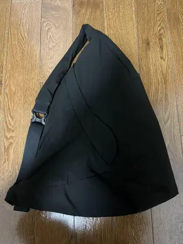 ryaw Four BAG 블랙 메신저 백