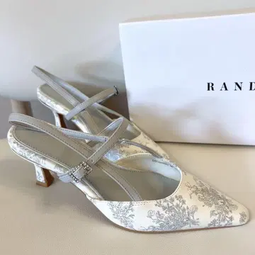 RANDA 토와르 드 주이 백 스트랩 펌프스