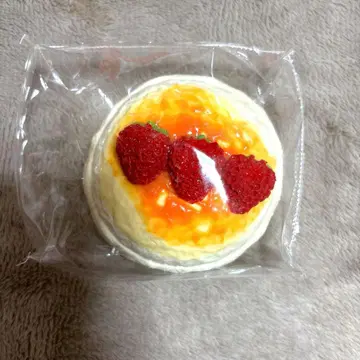 스퀴즈 케이크 딸기 수감