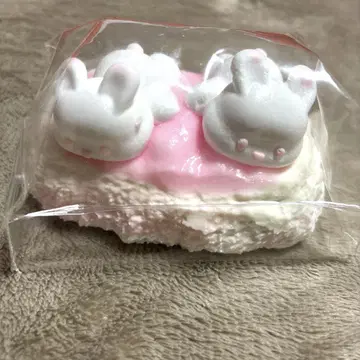 스퀴즈 케이크 토끼 물 느낌