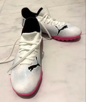 [ 새상품급 ] PUMA FUTURE 축구 트레이닝 슈즈 23cm