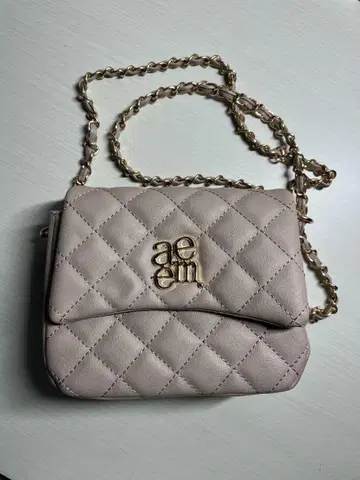 스나계 베이지 퀼팅 숄더백