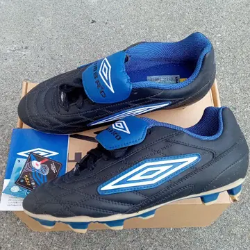 UMBRO 축구화 블랙/블루 24.0cm