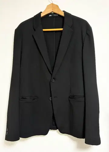 ZARA 블랙 테일러드 자켓