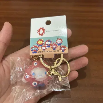 만박 산리오 x 미야쿠미야쿠 시나모롤 클리어 키링