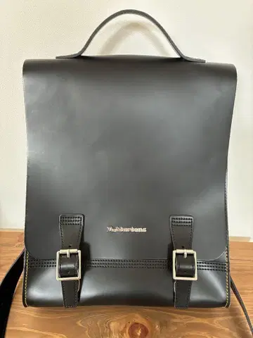 블랙 가죽 백팩