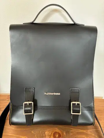 블랙 가죽 백팩