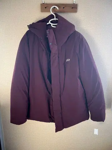 GAP 버건디 후드 부착 다운 자켓 XS