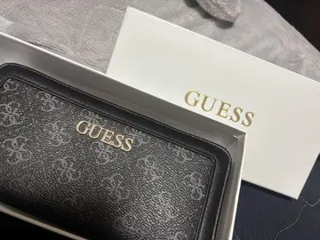 GUESS 블랙 스트랩 장지갑