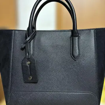 ZARA 블랙 스웨이드 가죽 핸드백