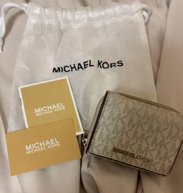 MICHAEL KORS 3단 폴더형 지갑