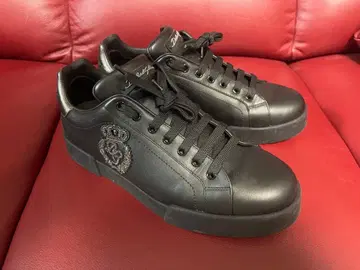 D&G 블랙 가죽 스니커즈 자수 로고 포함