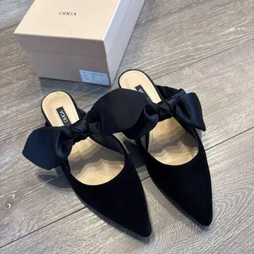 새상품 미착용 ohga 오가 벨로아 리본 뮬 펌프스 S 사이즈