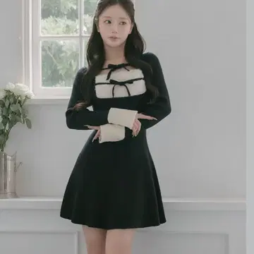 다리치 리본 퍼 플레어 니트 미니 원피스 FREE 블랙