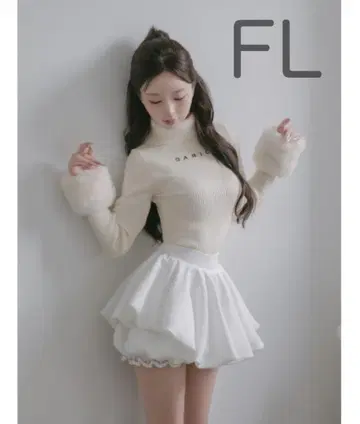 다리치 볼륨 벌룬 미니스커트 FL 화이트