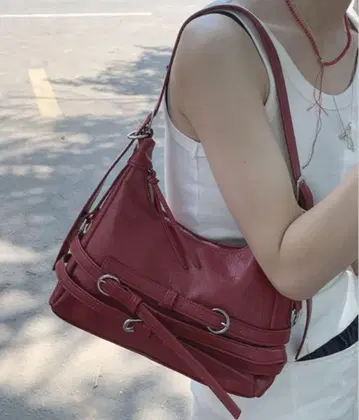 레드 가죽풍 숄더백