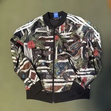 [ L ] adidas 트랙 자켓 보타니컬 올 패턴