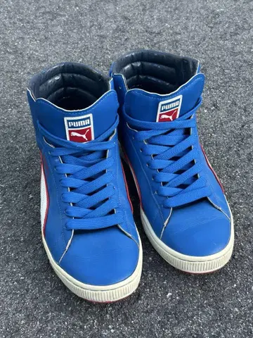 Puma 파란색 하이컷 스니커즈