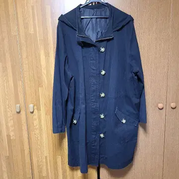 블랙 모즈 코트