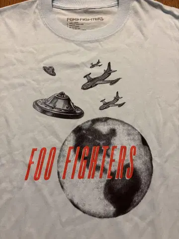 푸 파이터즈 2025 티셔츠 스카이블루 M 사이즈 foo fighters