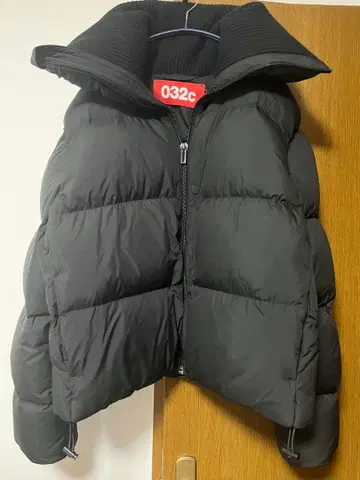 032c 블랙 다운 자켓