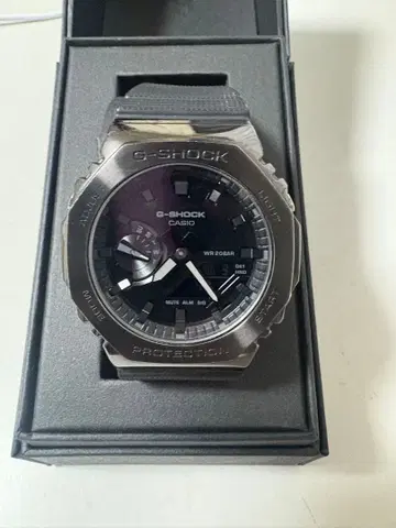 CASIO G-SHOCK GM-2100BB 메탈