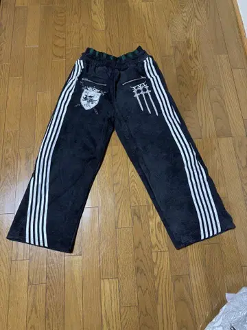 Cozy worldwide ROYAL KNIGHT CLUB TRACKSU