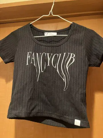 FANCYCLUB 블랙 반팔 T셔츠