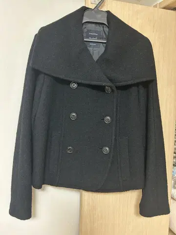 AuieF 블랙 울 소재 피 코트 블랙