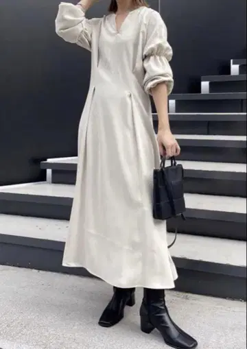 CAPRICIEUX LE'MAGE 허리 턱 원피스