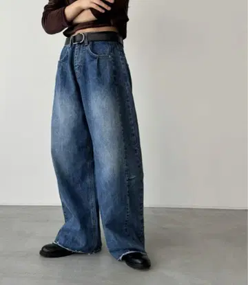 CANAL JEAN diggity 절개 컷오프 데님 팬츠