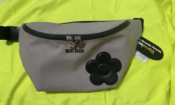 MARRY QUANT 바디백