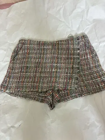 ZARA 멀티 컬러 트위드 숏팬츠