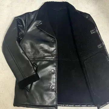 새상품급/XL 사이즈 지유 가죽 자켓 무스탕 코트 페이크 블랙