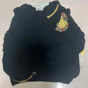 Chisato 꽃무늬 프린트 긴팔 T셔츠 츠모리치사토