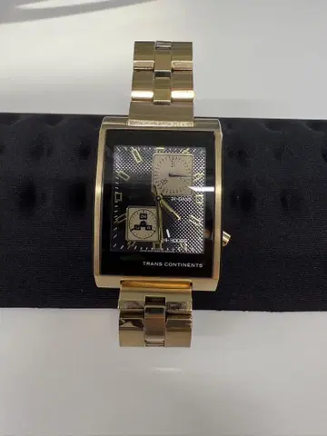 [절판 희귀 ] TRANS CONTINENTS 골드 아날로그 손목시계