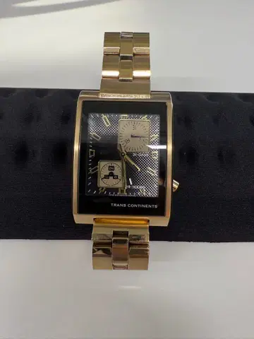 [절판 희귀 ] TRANS CONTINENTS 골드 아날로그 손목시계