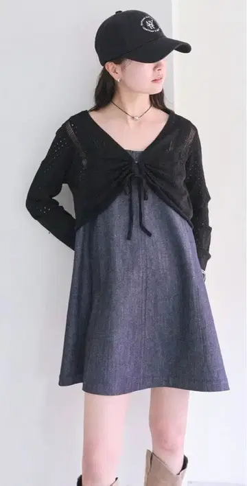 [새상품] mystic 데님 미니 점프 스커트 네이비