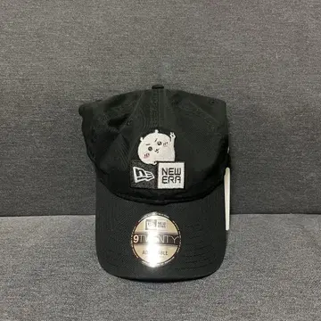 치이카와 NEW ERA 9TWENTY 블랙 캡
