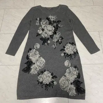 새상품급 LAURA ASHLEY 로라 애슐리 꽃무늬 니트 원피스 S