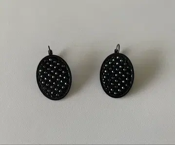 AGATHA 아가타 블랙스톤 귀걸이