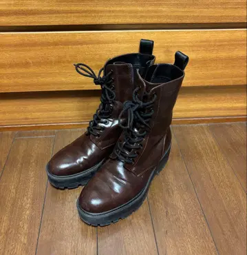 ZARA 레이스업 부츠 브라운