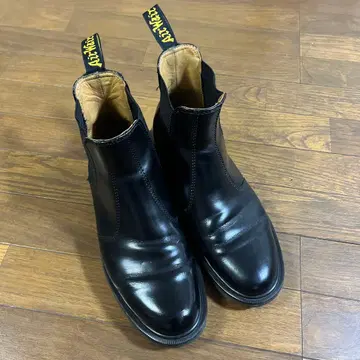 닥터마틴 블랙 사이드 고어 부츠