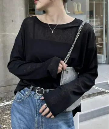 차오패닉 티피 사이드 슬릿 시어 탑