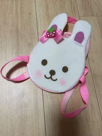 토끼 백팩과 인형 세트