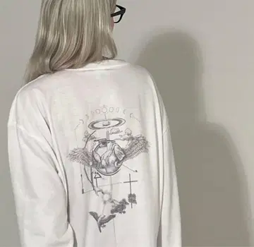 kiss the club tattoo 롱T셔츠