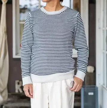 ANSPINNEN 스피넨 파인 소프트 캐시미어 크루넥 보더 38