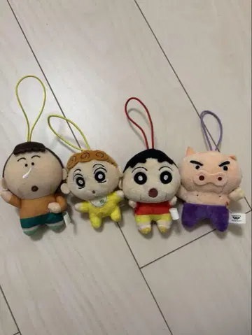 짱구는 못말려 봉제 인형 스트랩 4체 세트